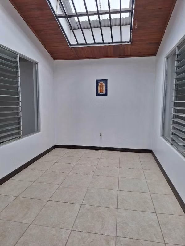 Hermosa Casa con Chimenea en Montes de Oca - foto 3