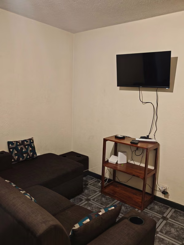 Apartamento Amueblado en Curridabat con 2 Habitaciones y Parqueo - foto 3