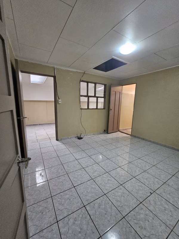 Apartamento 2 cuartos en Desamparados - Seguro y Céntrico - foto 2