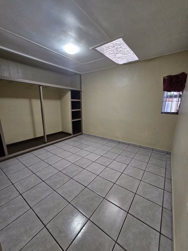 Apartamento 2 cuartos en Desamparados - Seguro y Céntrico - foto 3