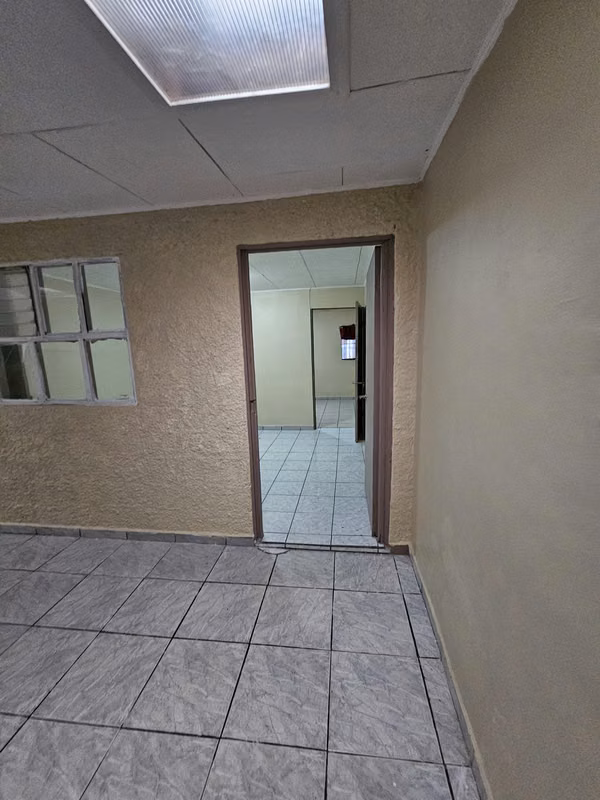Apartamento 2 cuartos en Desamparados - Seguro y Céntrico - foto 5