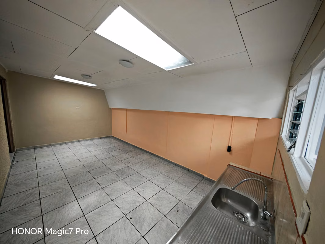 Apartamento 2 cuartos en Desamparados - Seguro y Céntrico - foto 6