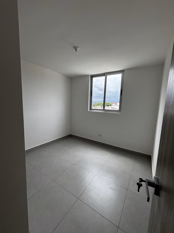 Amplio apartamento en Condominio Altamira, San Pablo - foto 5