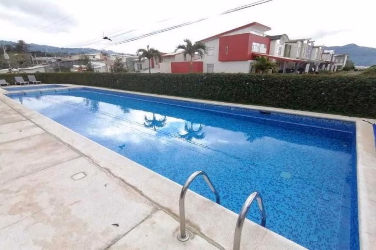 Casa Moderna en Condominio Barlovento, La Unión - foto 13