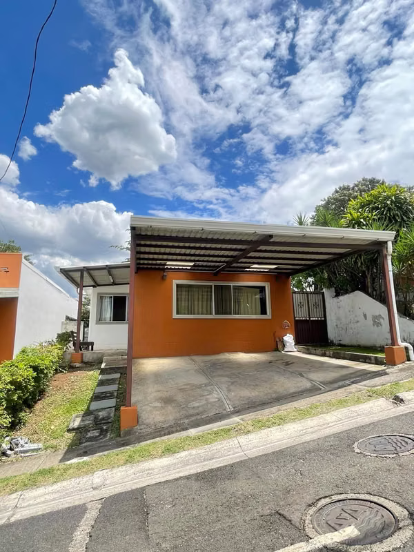 Casa en Alajuela con 3 recámaras y cocina amueblada - foto 12