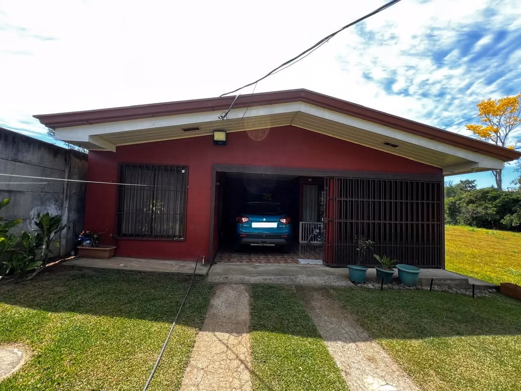 Casa en Alajuela con 3 recámaras y cocina amueblada - foto 7