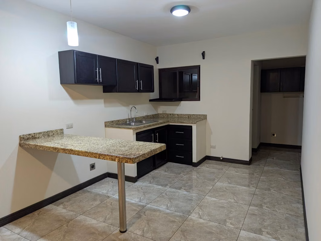 Bonito apartamento en alquiler en Santo Domingo, Heredia - foto 3