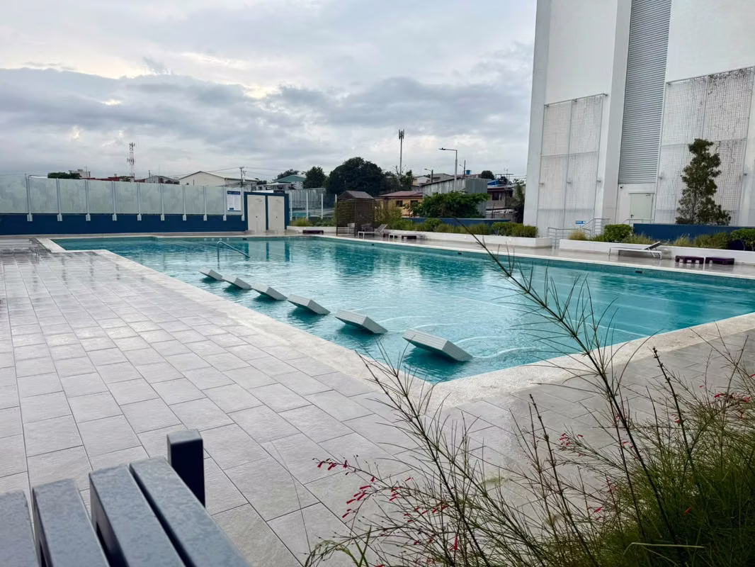 Apartamento en Condominio Bambú Ribera, Tibás - 3 habitaciones - foto 3