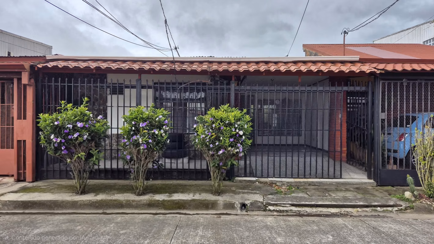 Casa en Alquiler en Jardines de Moravia, San José 1
