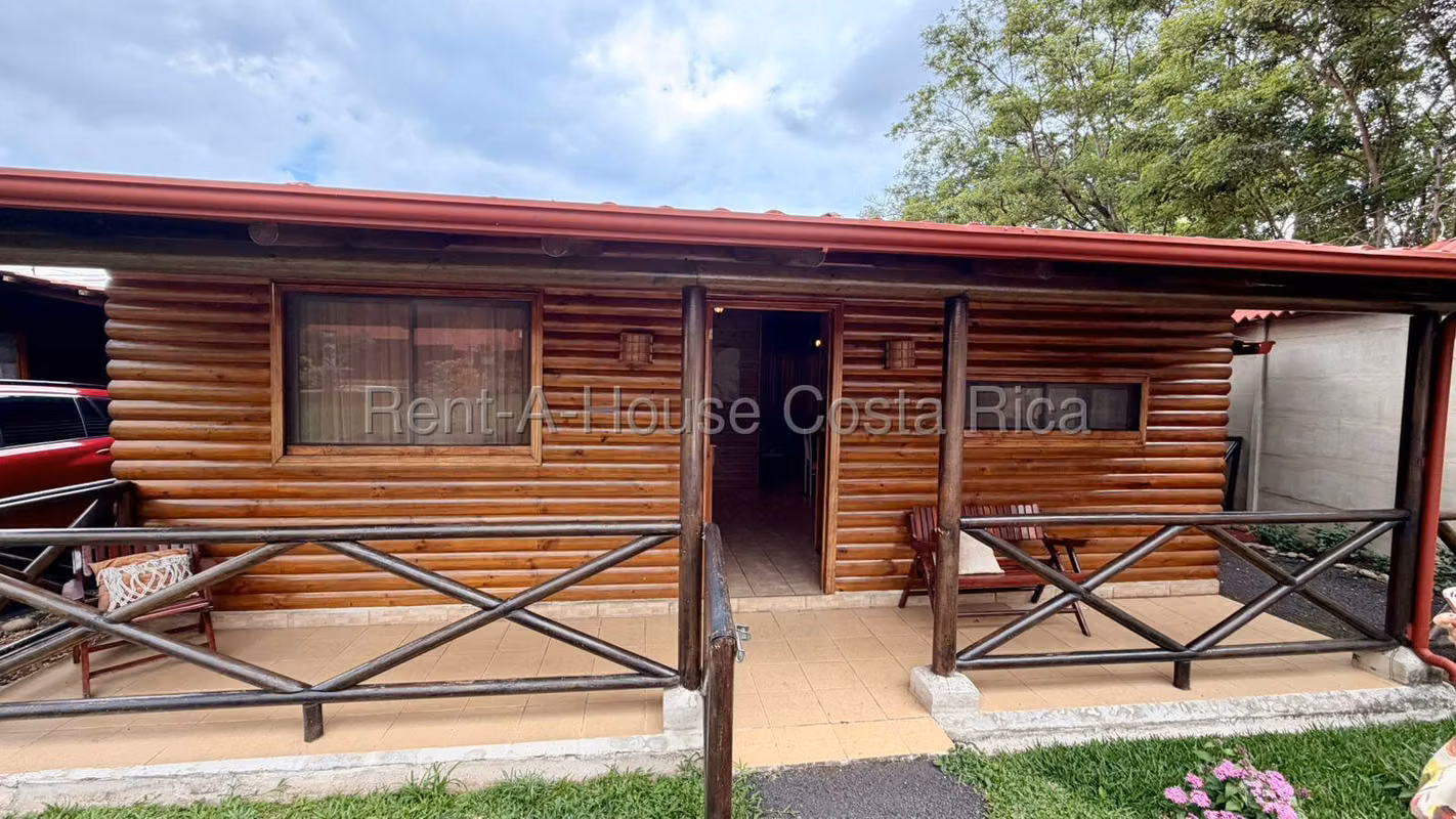 Casa en alquiler ideal para vivienda o comercio en Santo Domingo - foto 11