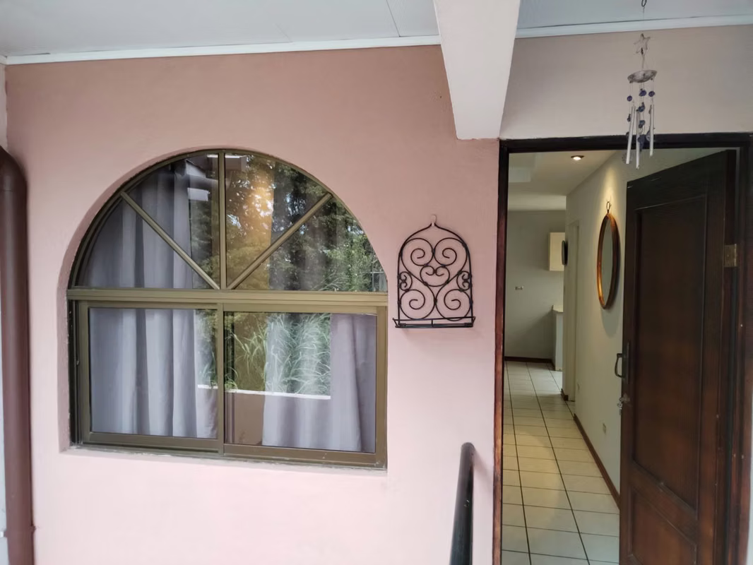 Acogedor apartamento en Moravia, ideal para pareja - foto 4