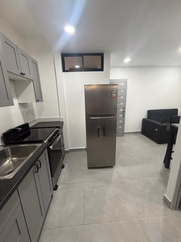 Acogedor apartamento en Moravia, ideal para pareja - foto 10