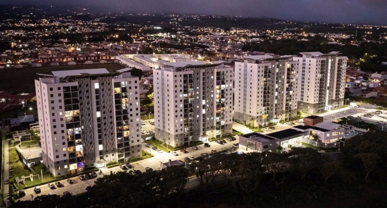 Hermoso apartamento en Condominio Altamira, San Pablo - foto 4