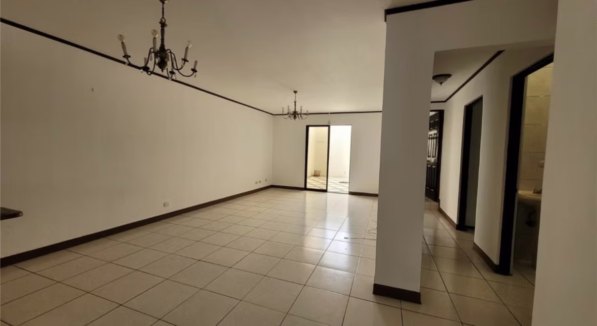 Casa en Alquiler en Altamoravia, Moravia - foto 9