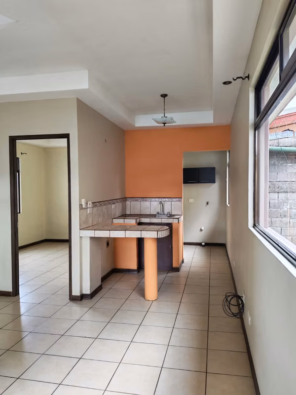 Acogedor apartamento en Sabanilla, Montes de Oca - foto 2