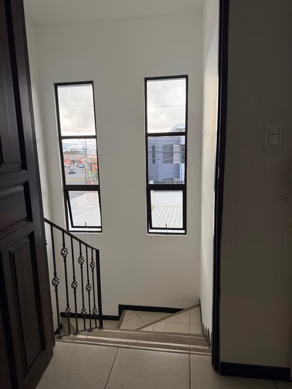 Lindo Apartamento Amueblado en Vázquez de Coronado - foto 11