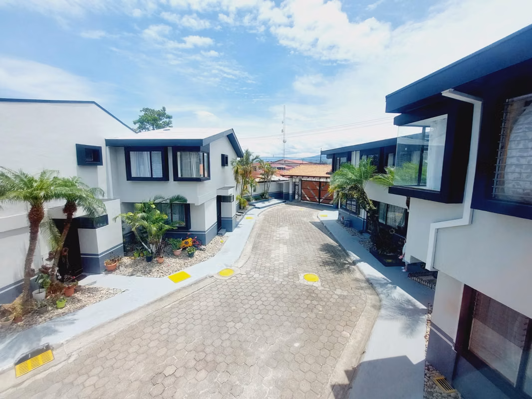 Alquiler de apartamento en Tibás, ideal para estudiantes - foto 11