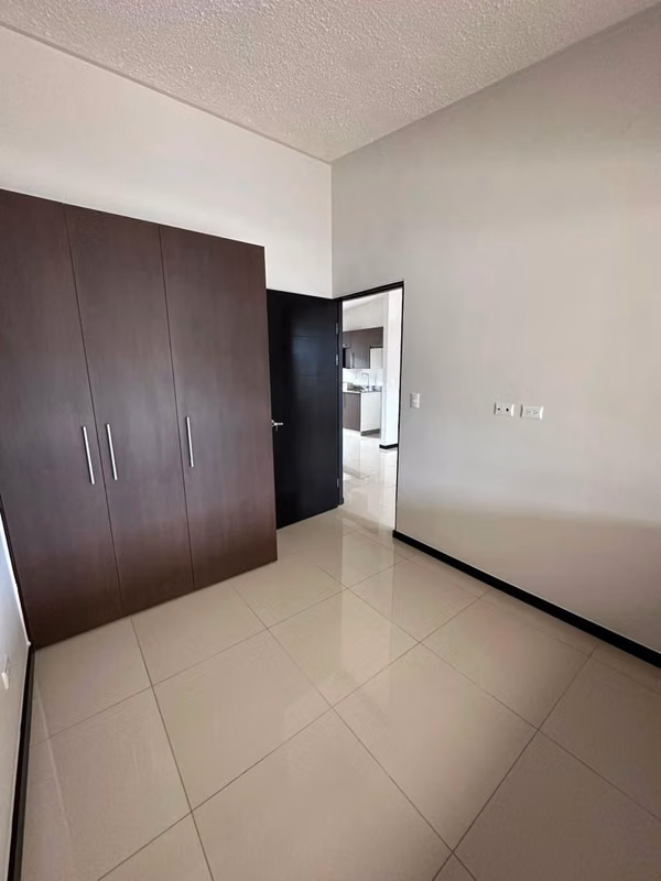 Casa moderna en condominio Reserva Moravia, Moravia - foto 6