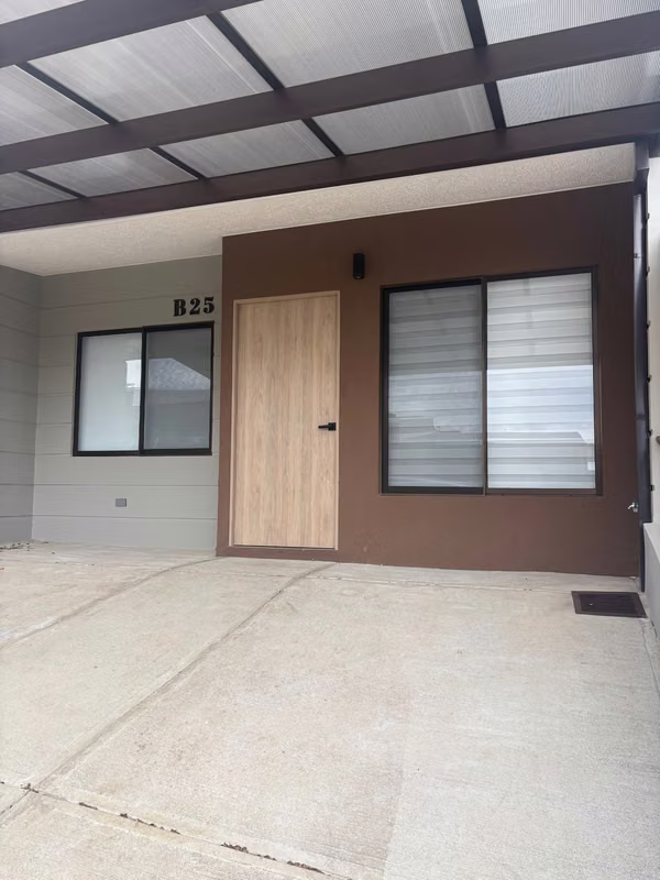 Hermosa casa nueva en condominio en Heredia - foto 3