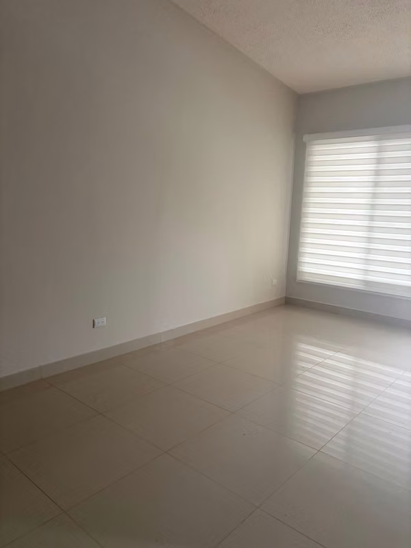 Hermosa casa nueva en condominio en Heredia - foto 6