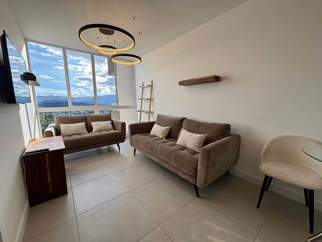 Elegante apartamento amueblado en Granadilla, Curridabat 1