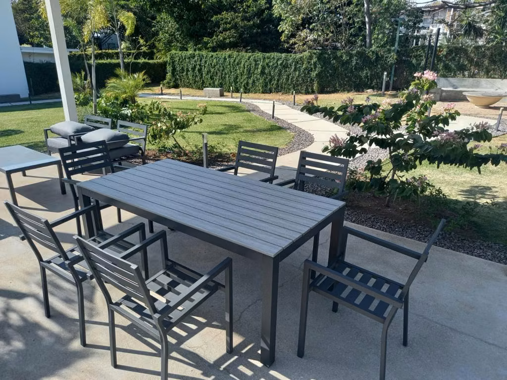 Hermoso apartamento en Santa Ana con jardín y terraza - foto 15