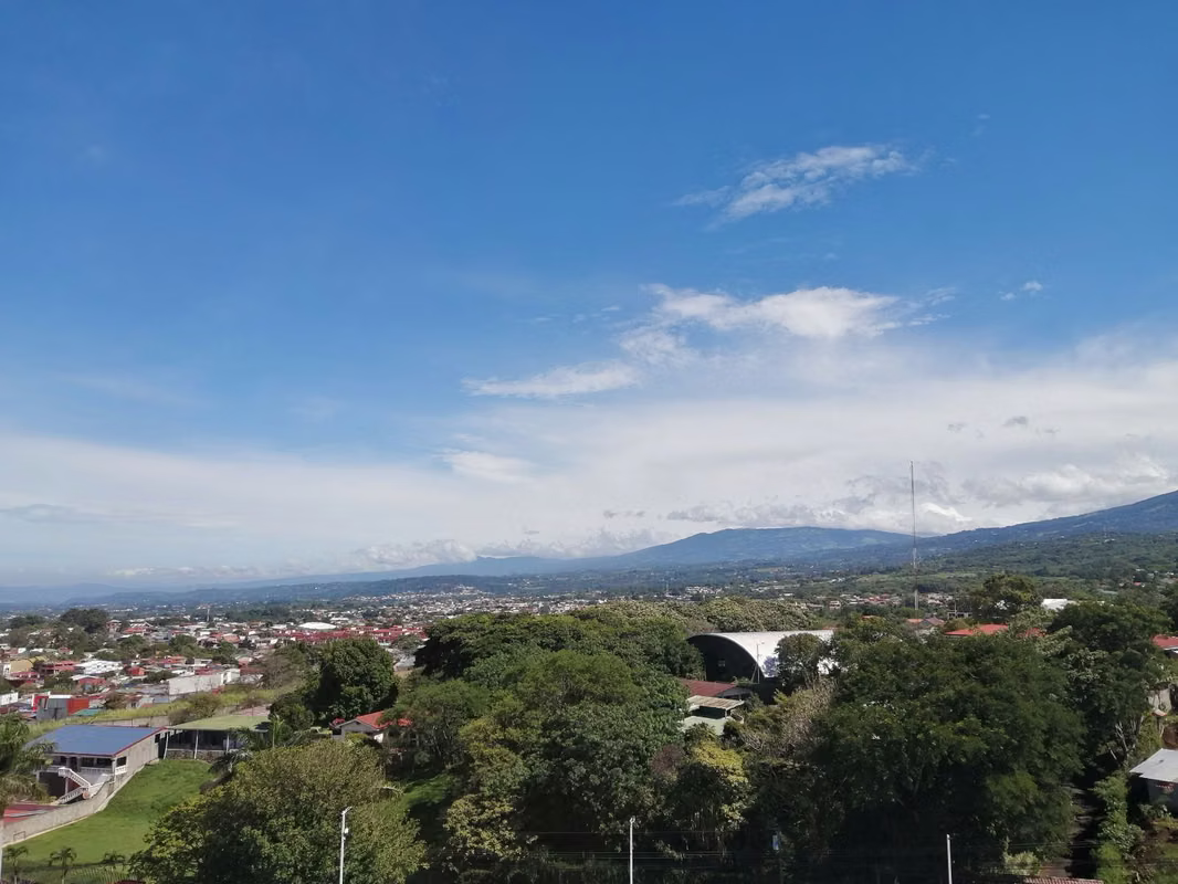 Hermoso Apartamento Amoblado en Condominio Alta Vista, Heredia - foto 15
