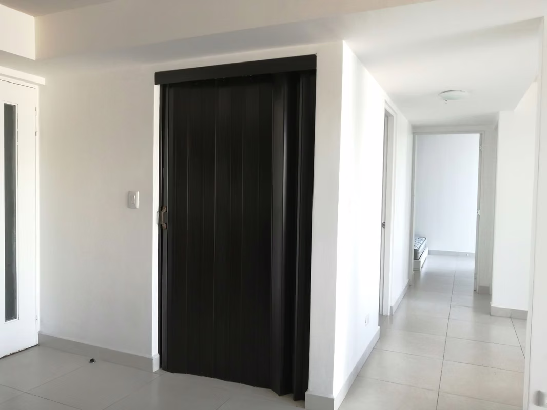 Hermoso Apartamento Amoblado en Condominio Alta Vista, Heredia - foto 7