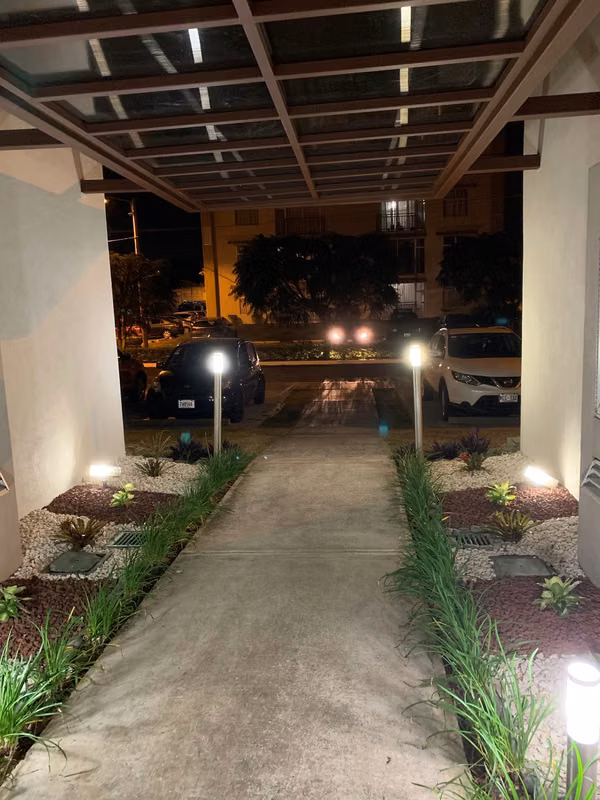Apartamento en Condominio Fuente del Sol - Desamparados - foto 4