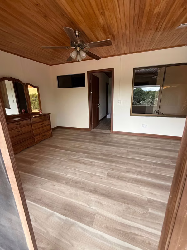 Casa Amueblada y Renovada en Atenas - Listo para Mudarse - foto 12