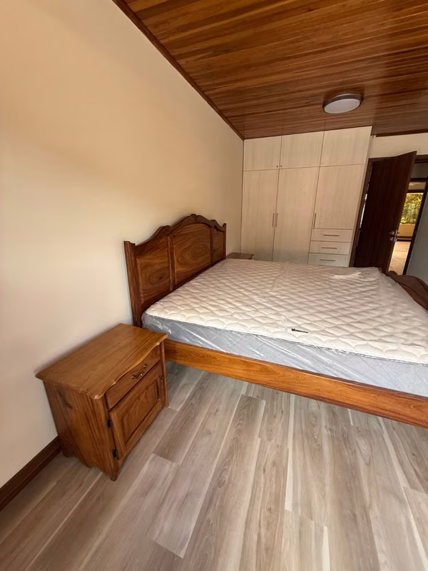 Casa Amueblada y Renovada en Atenas - Listo para Mudarse - foto 5