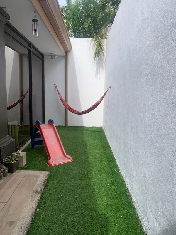 Casa Familiar en Condominio en Pozos, Santa Ana - foto 2