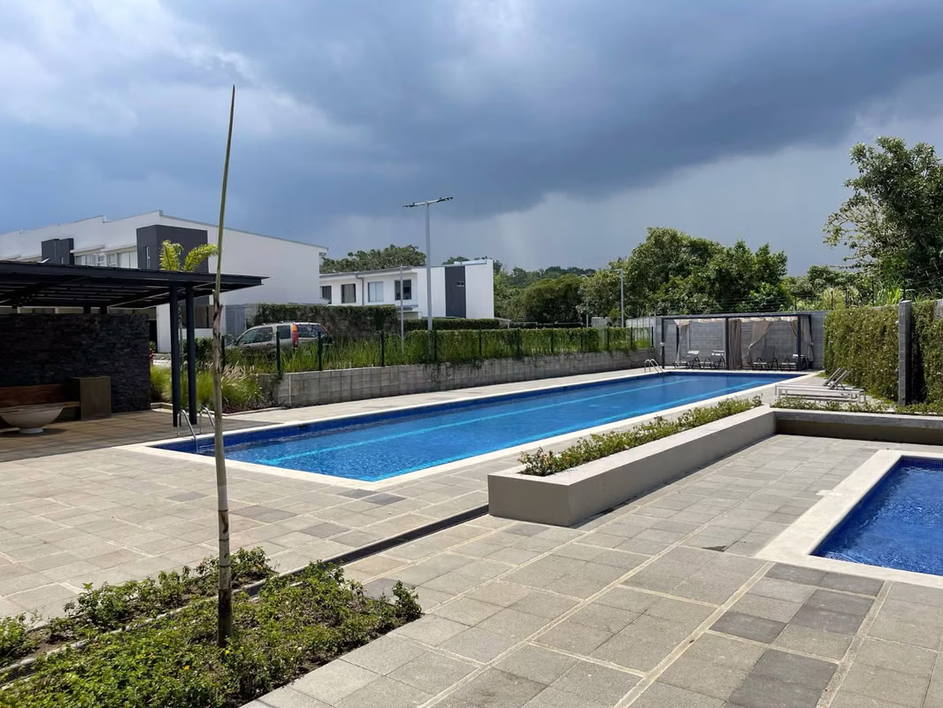 Casa en alquiler en Condominio Bougainvillea, Santo Domingo - foto 4