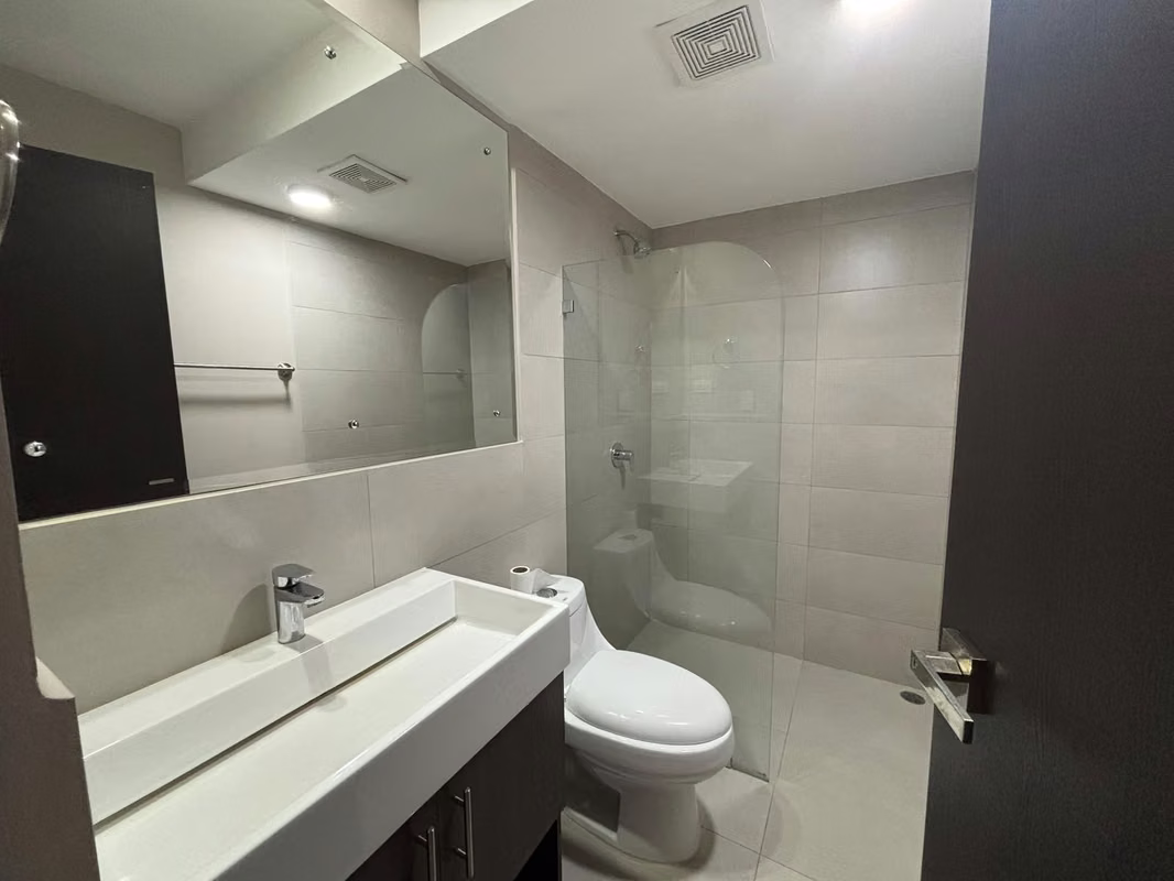 Apartamento amueblado en San Pablo de Heredia con servicios incluidos - foto 13
