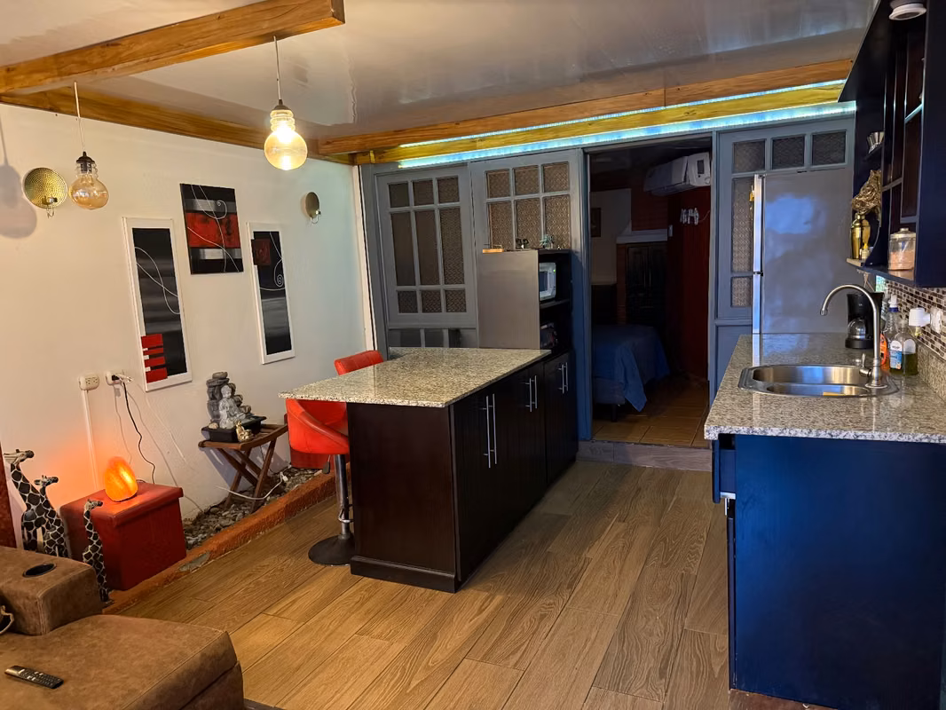 Apartamento amueblado en San Pablo de Heredia con servicios incluidos - foto 5