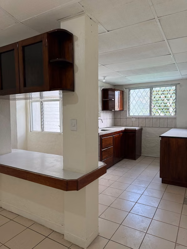 Amplio apartamento de 3 habitaciones en Desamparados - foto 4