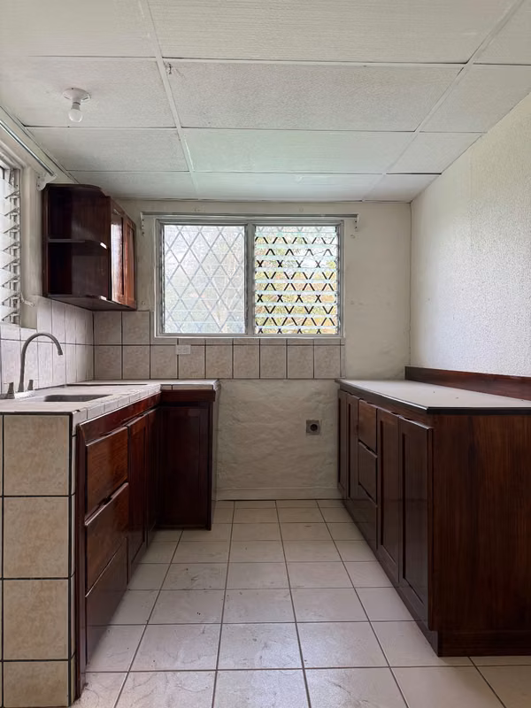 Amplio apartamento de 3 habitaciones en Desamparados - foto 5