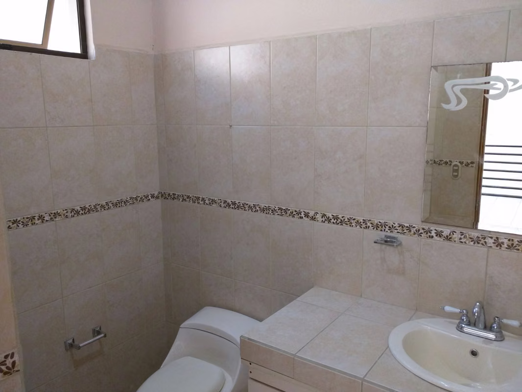 Casa en Alquiler en Lomas Ayarco Sur, Curridabat - foto 14