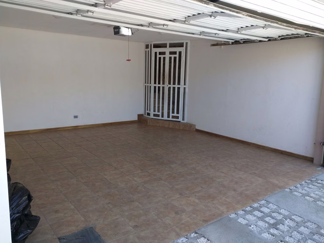 Casa en Alquiler en Lomas Ayarco Sur, Curridabat - foto 8