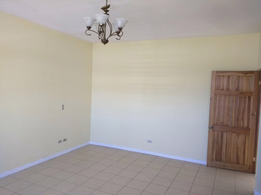 Casa en Alquiler en Lomas Ayarco Sur, Curridabat - foto 10