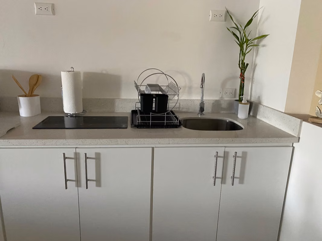 Apartamento Amueblado Cerca de la UNA en Heredia Centro - foto 5
