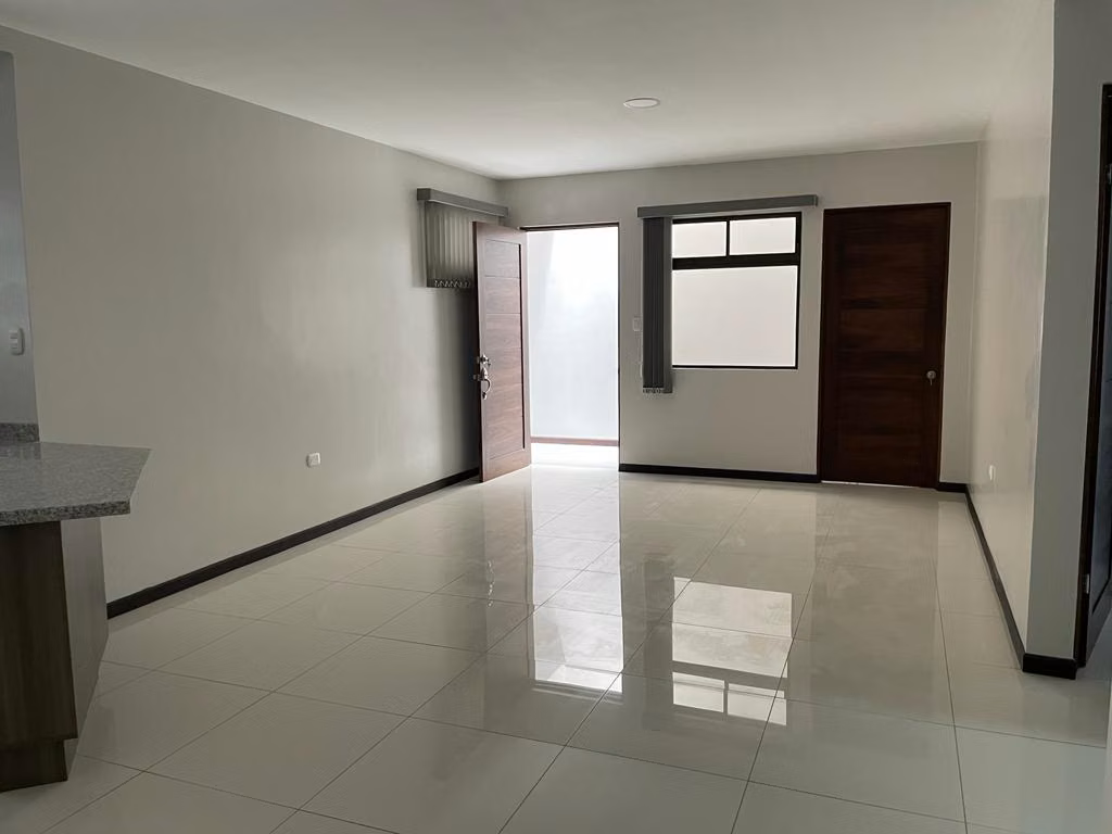 Apartamento cerca de TEC en hermoso residencial - foto 3