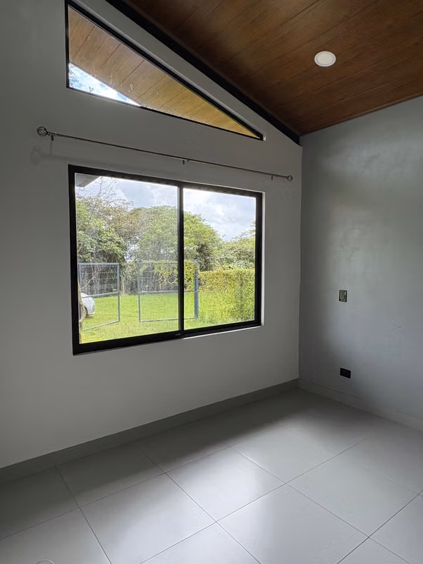 Casa moderna en San Isidro de Grecia con vistas naturales - foto 15