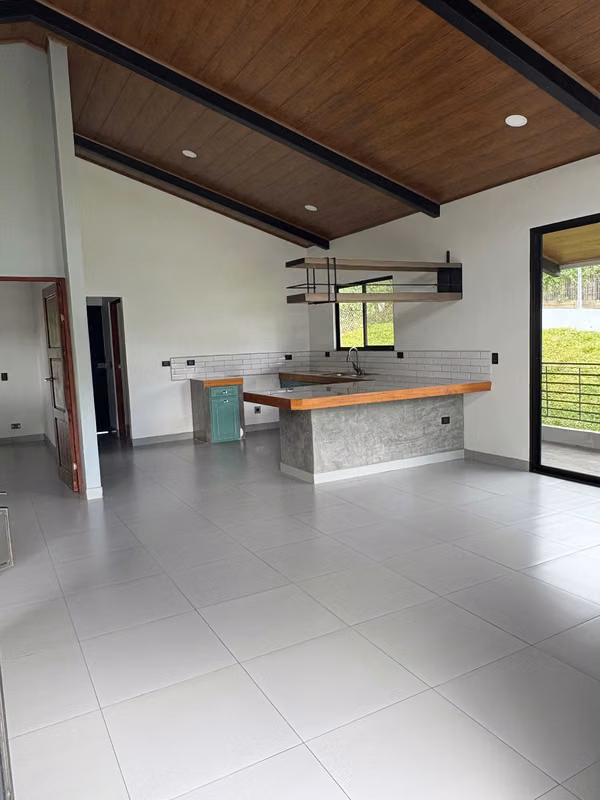 Casa moderna en San Isidro de Grecia con vistas naturales - foto 10