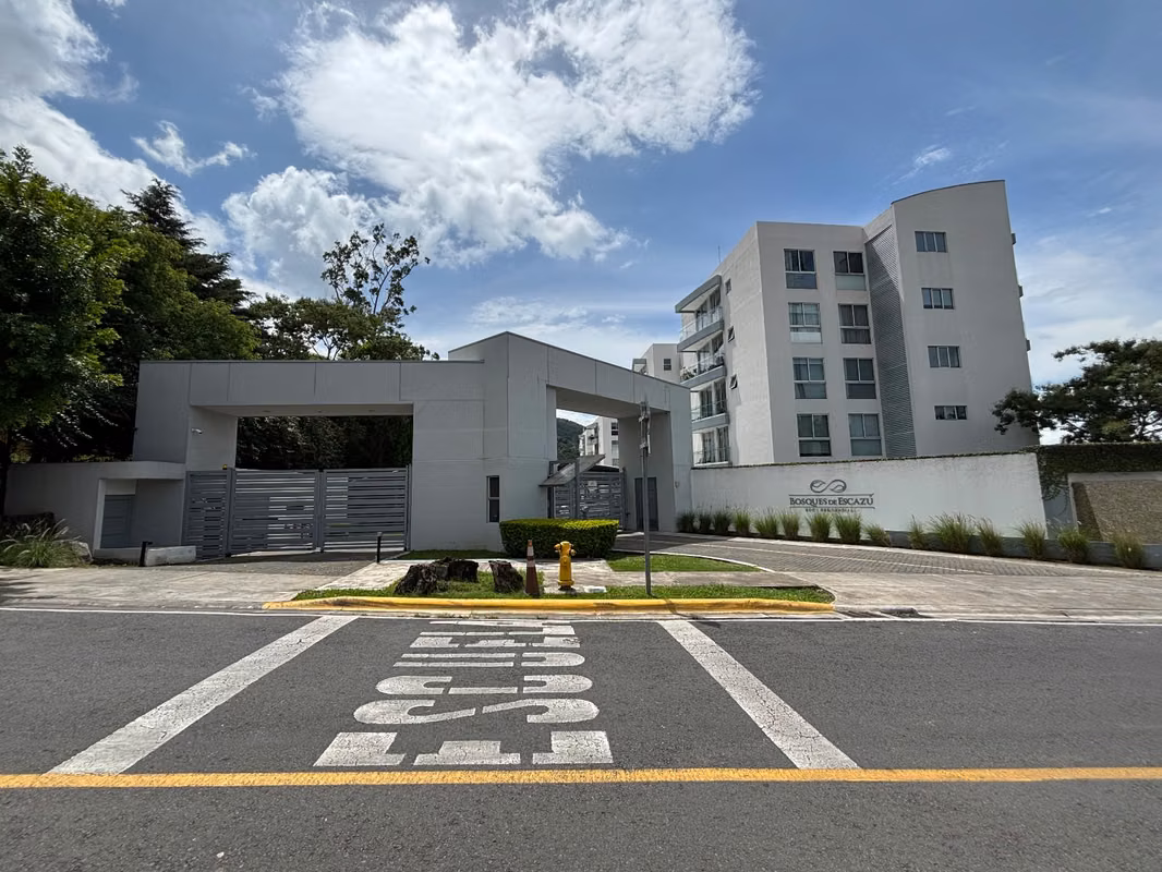 Apartamento en Condominio Bosques de Escazú - Pet Friendly - foto 2