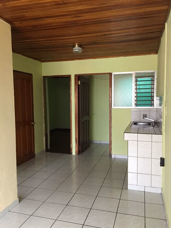 Lindo y seguro apartamento en San Antonio de Desamparados - foto 5