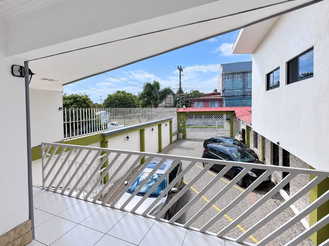 Apartamento de 2 habitaciones en Tibás, San José - foto 11