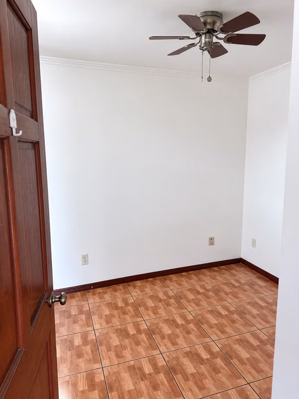 Apartamento de 2 habitaciones en Tibás, San José - foto 7