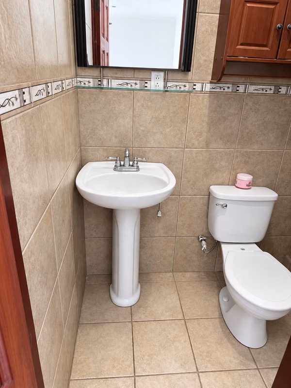 Apartamento de 2 habitaciones en Tibás, San José - foto 8