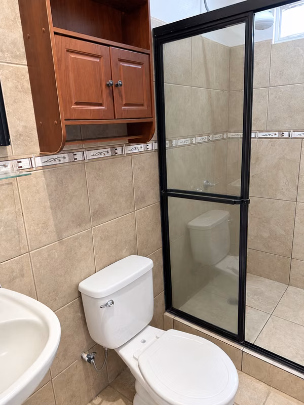 Apartamento de 2 habitaciones en Tibás, San José - foto 9